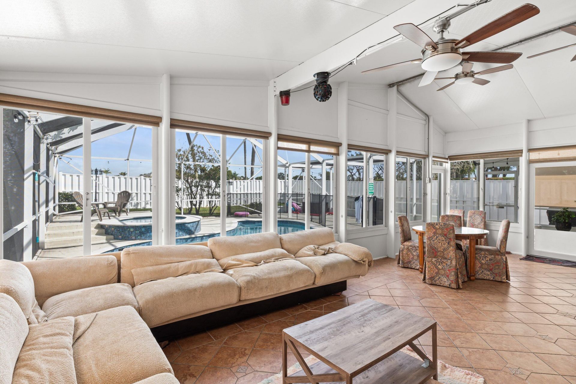 4797 NW 7th Place, Deerfield Beach, FL 33442 Photo