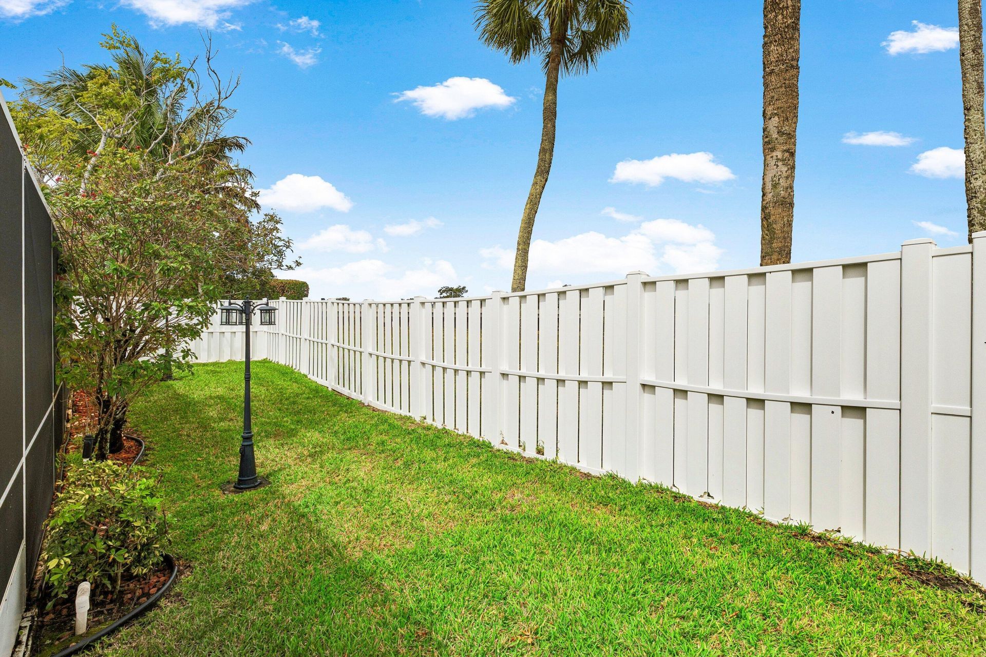 4797 NW 7th Place, Deerfield Beach, FL 33442 Photo