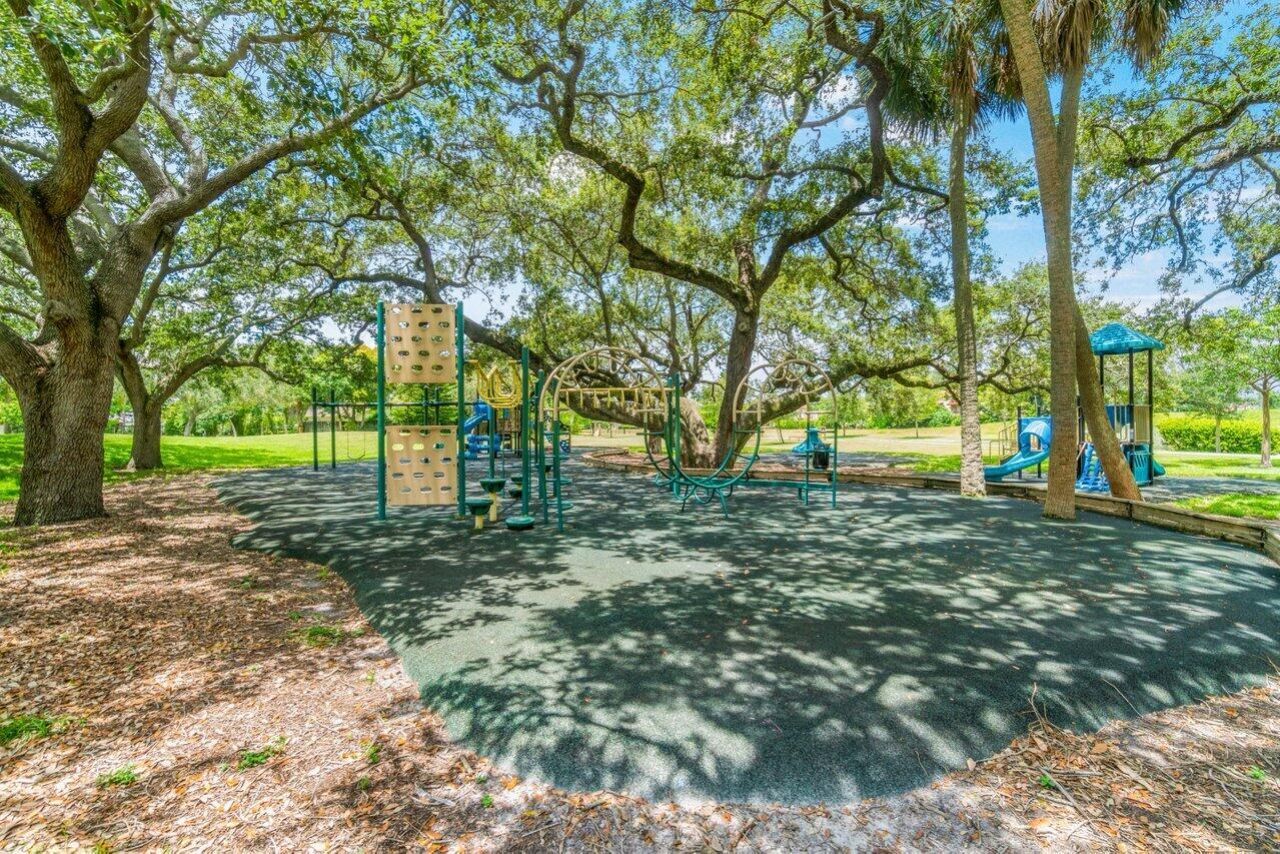 4797 NW 7th Place, Deerfield Beach, FL 33442 Photo