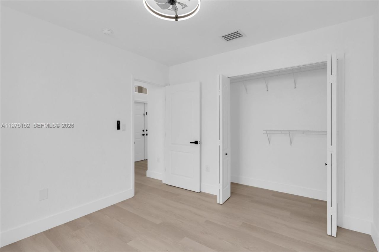 16333 SW 68th Ter, Miami, FL 33193 Photo