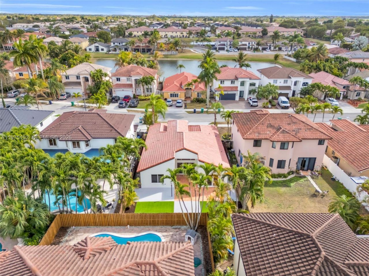 16333 SW 68th Ter, Miami, FL 33193 Photo