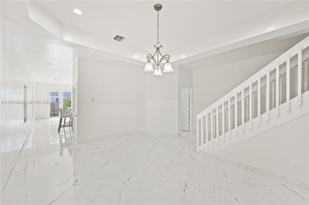 819 SW 7th Ave , Fort Lauderdale, FL 33315 Photo