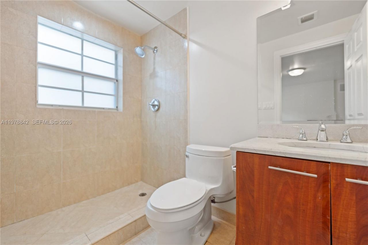 819 SW 7th Ave , Fort Lauderdale, FL 33315 Photo