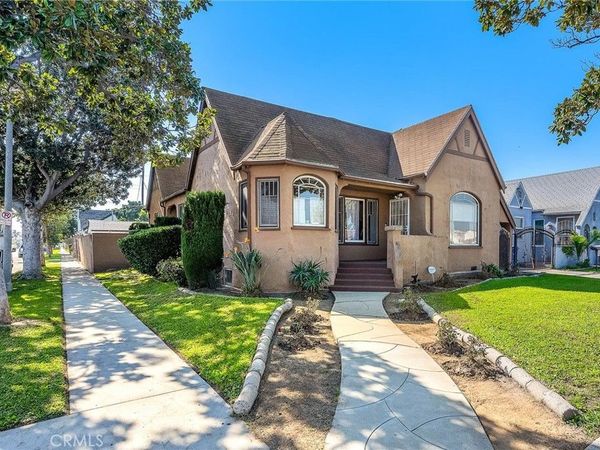2000 W 80th, Los Angeles, CA 90047