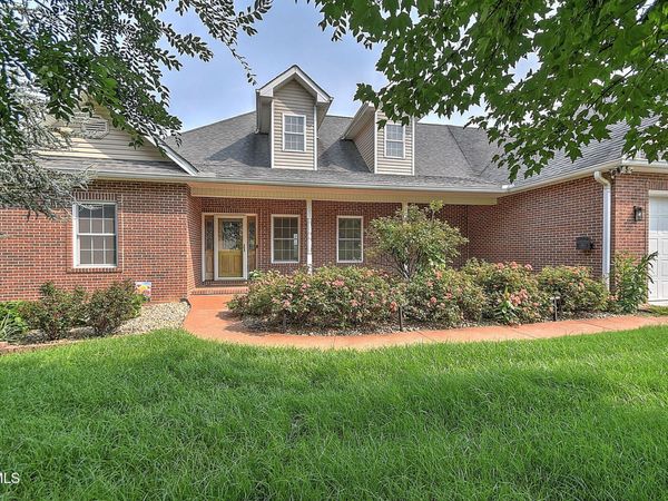 442 Grovemont Place, Piney Flats, TN 37686