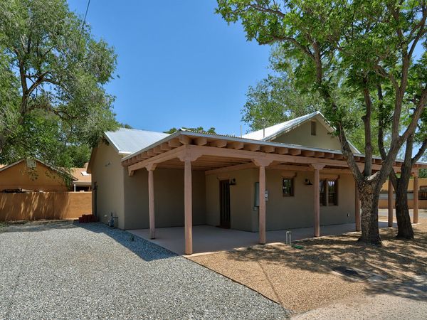 3100 Los Anayas Road NW, Albuquerque, NM 87104