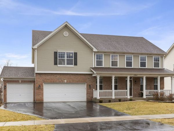 12814 Grande Poplar Circle , Plainfield, IL 60585