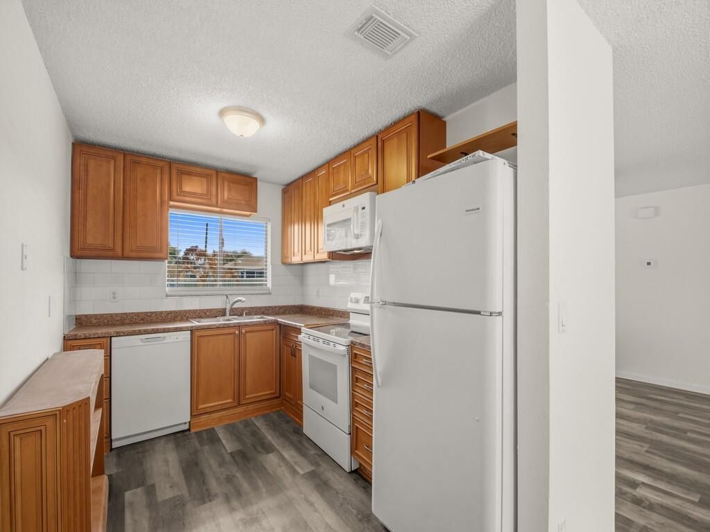 2317 SE Gillette Avenue, Port Saint Lucie, FL 34952 Photo