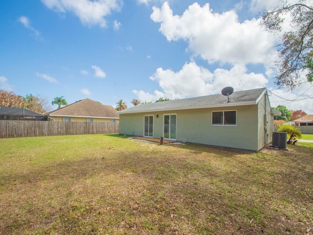 2317 SE Gillette Avenue, Port Saint Lucie, FL 34952 Photo