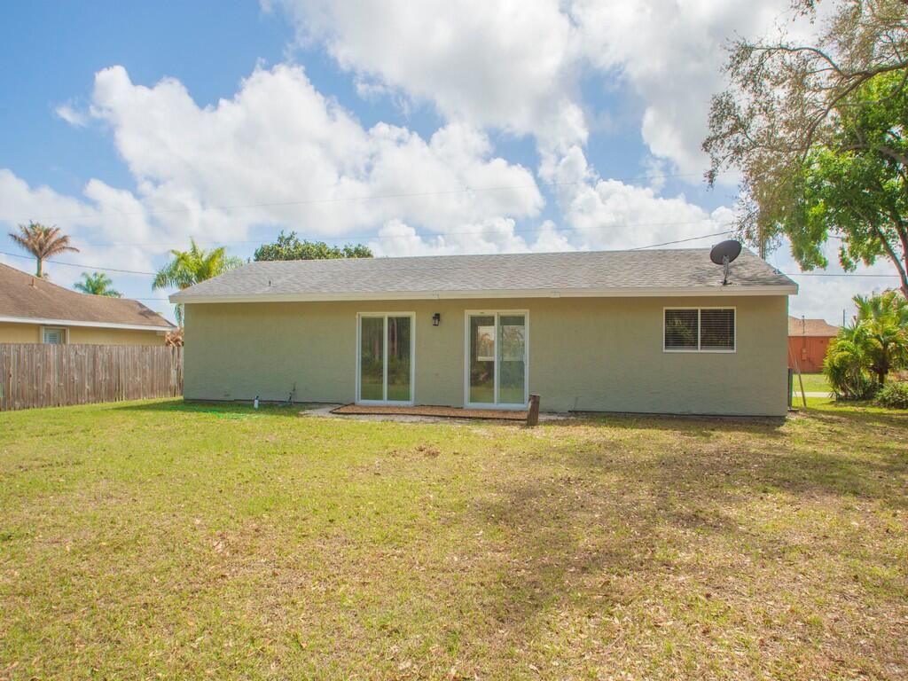 2317 SE Gillette Avenue, Port Saint Lucie, FL 34952 Photo