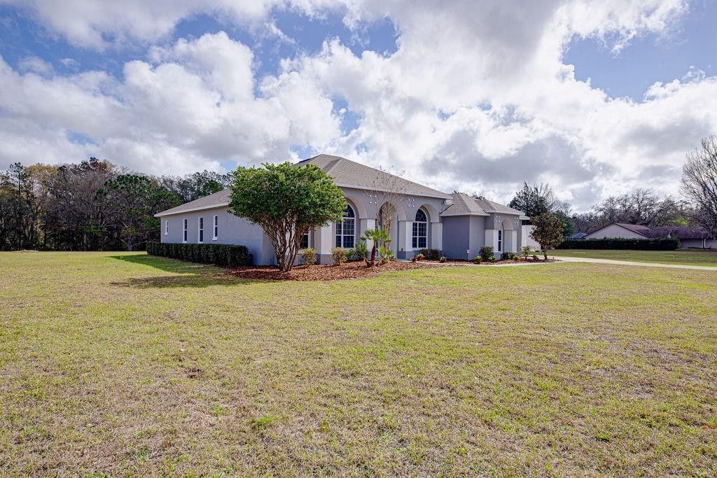 4873 NE 64th Ave, Silver Springs, FL 34488 Photo