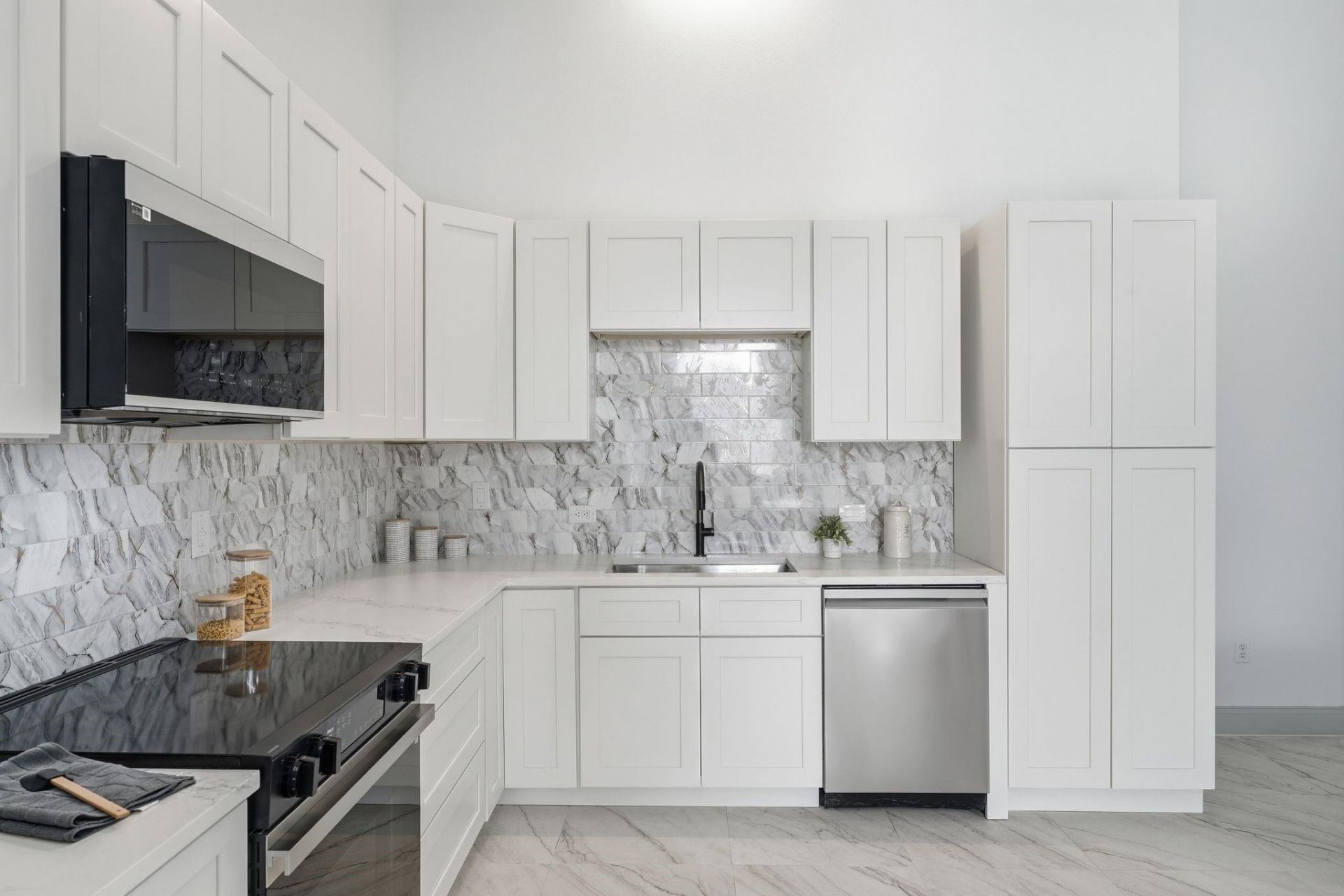 4873 NE 64th Ave, Silver Springs, FL 34488 Photo