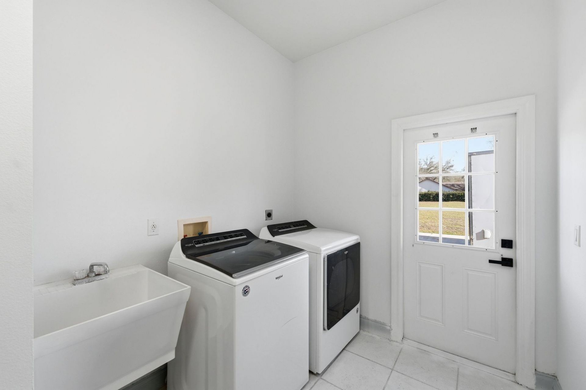 4873 NE 64th Ave, Silver Springs, FL 34488 Photo