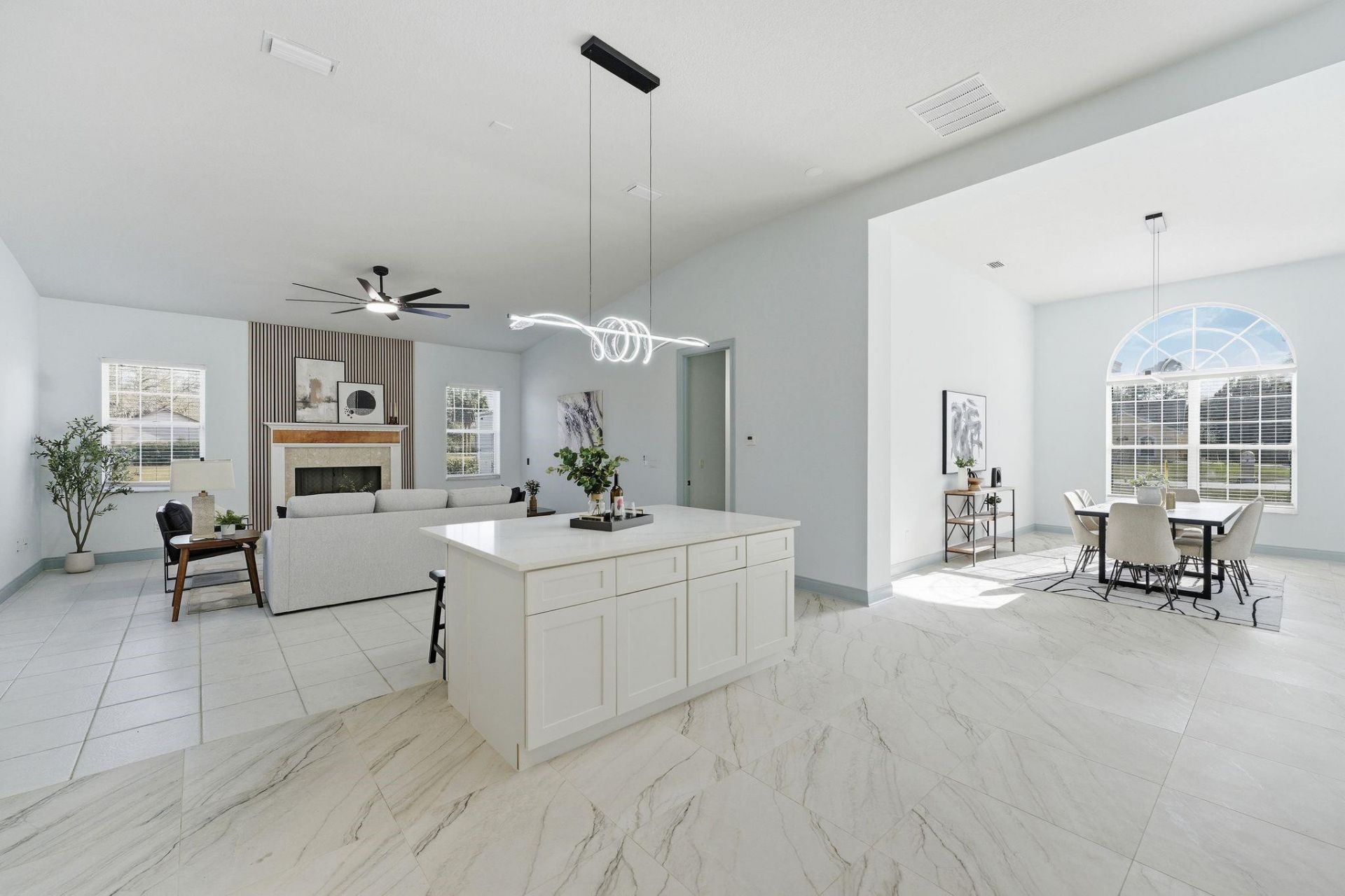 4873 NE 64th Ave, Silver Springs, FL 34488 Photo