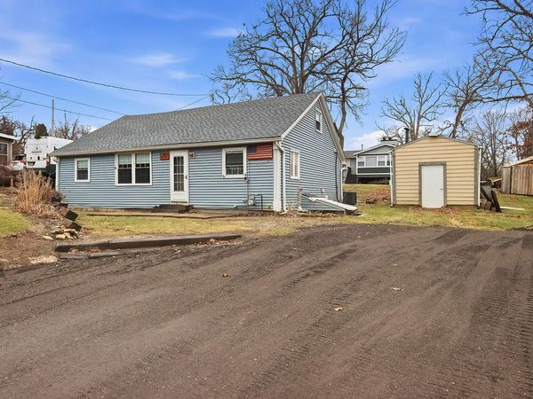 33737 S Lakeshore DRIVE, Burlington, WI 53105