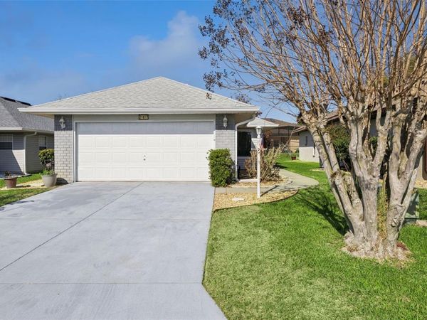 21617 QUEEN ELIZABETH COURT, LEESBURG, FL 34748