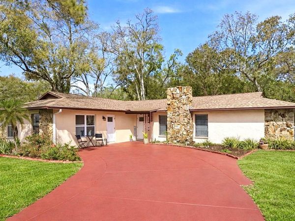 314 E 137TH AVENUE, TAMPA, FL 33613