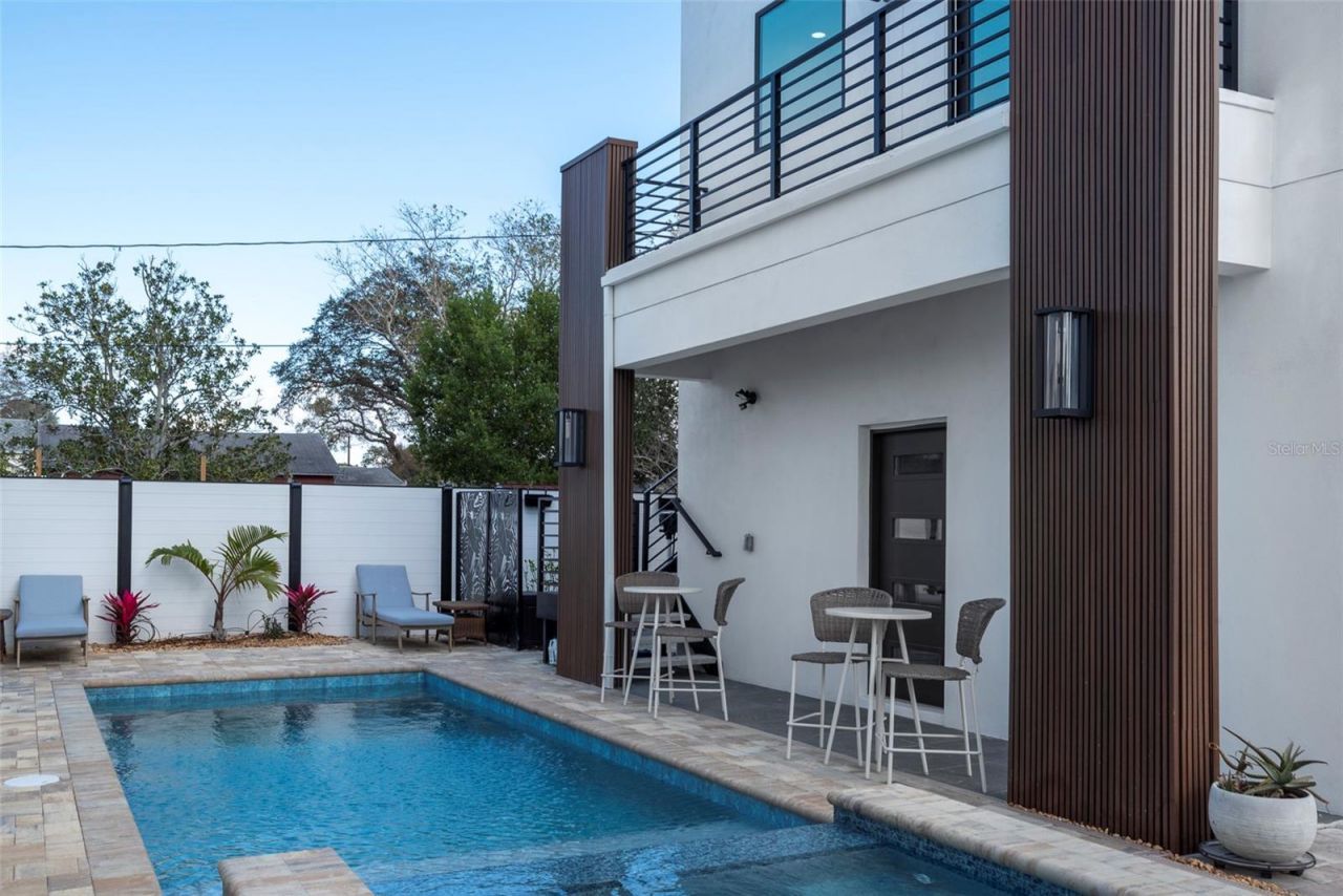 4640 35th Avenue N, Saint Petersburg, FL 33713 Photo