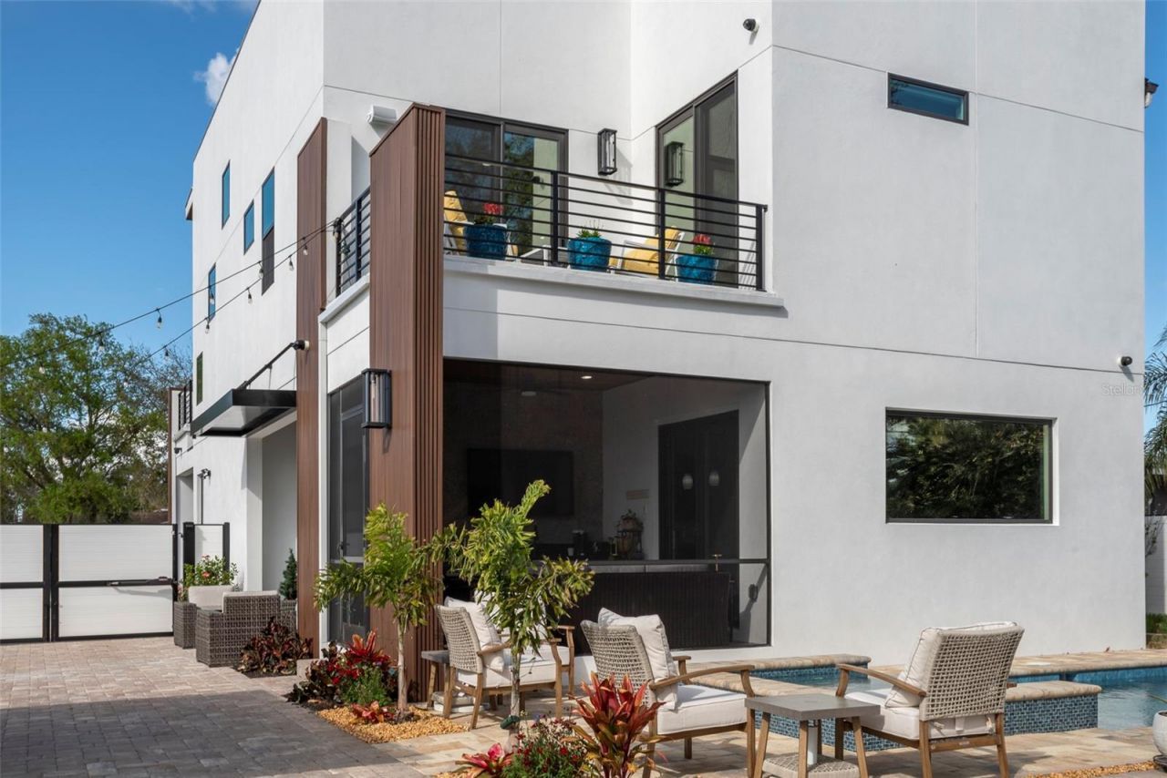 4640 35th Avenue N, Saint Petersburg, FL 33713 Photo