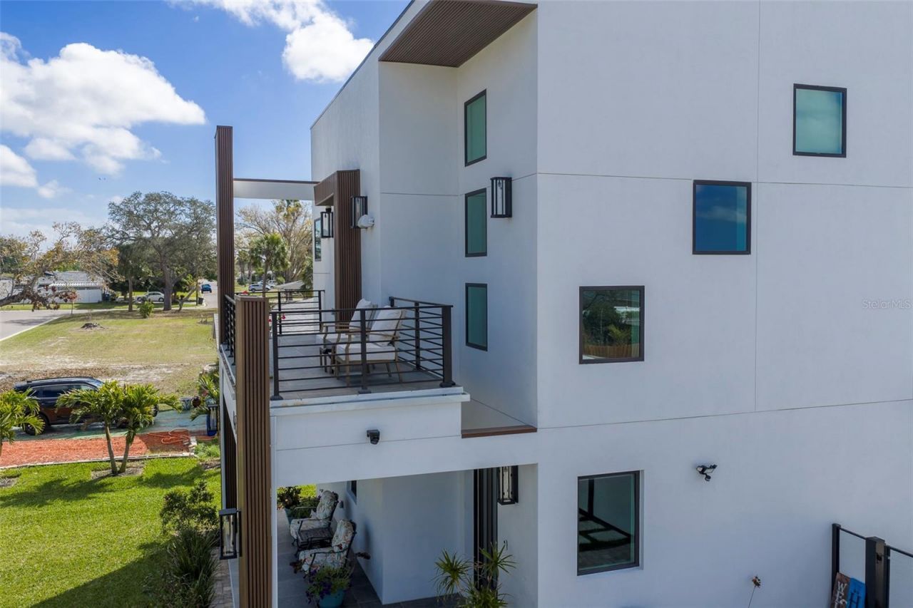 4640 35th Avenue N, Saint Petersburg, FL 33713 Photo