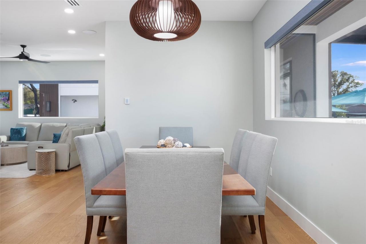 4640 35th Avenue N, Saint Petersburg, FL 33713 Photo