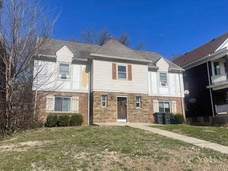 318 E Mitchell Avenue, Saint Bernard, OH 45217 Photo 1