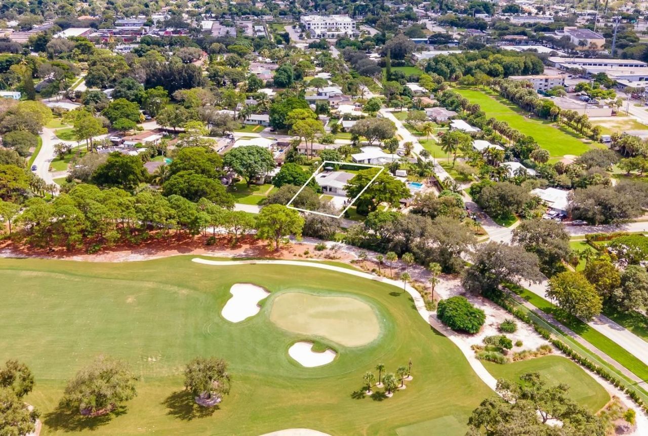 1080 E Country Club Circle, Plantation, FL 33317 Photo