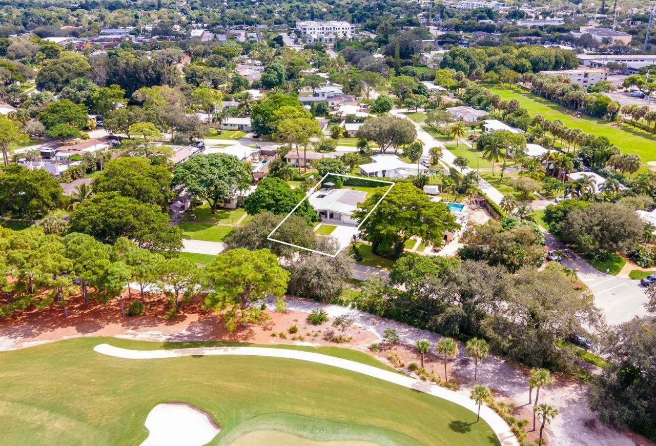 1080 E Country Club Circle, Plantation, FL 33317 Photo