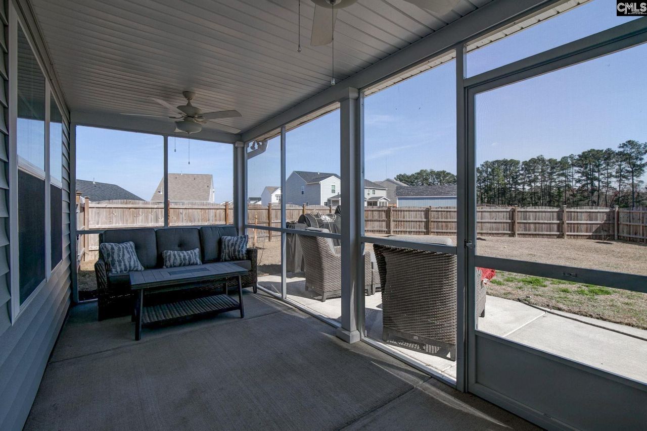 1000 Crescent Corner  Photo 32