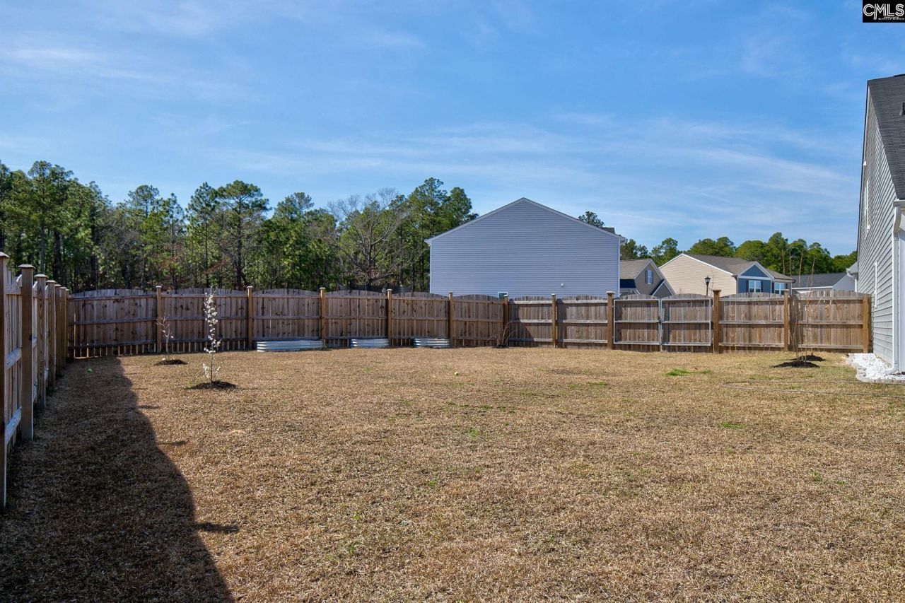 1000 Crescent Corner  Photo 36