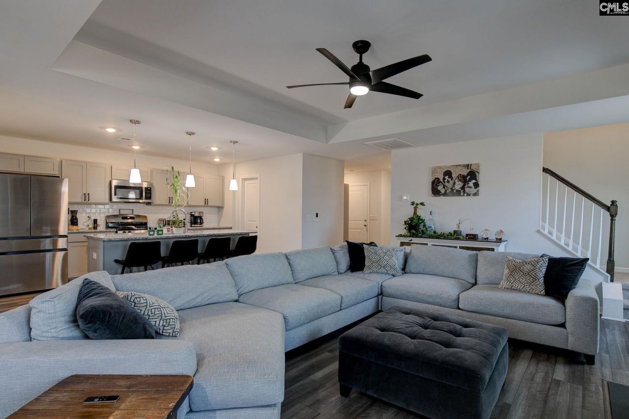 1000 Crescent Corner  Photo 7