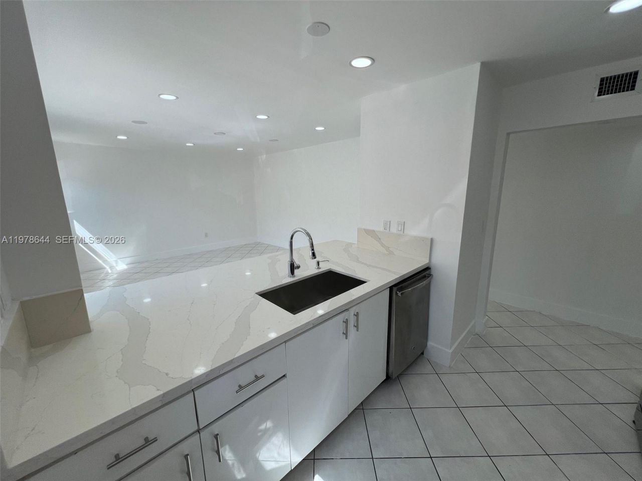 1308 Drexel Ave , Unit 103, Miami Beach, FL 33139 Photo