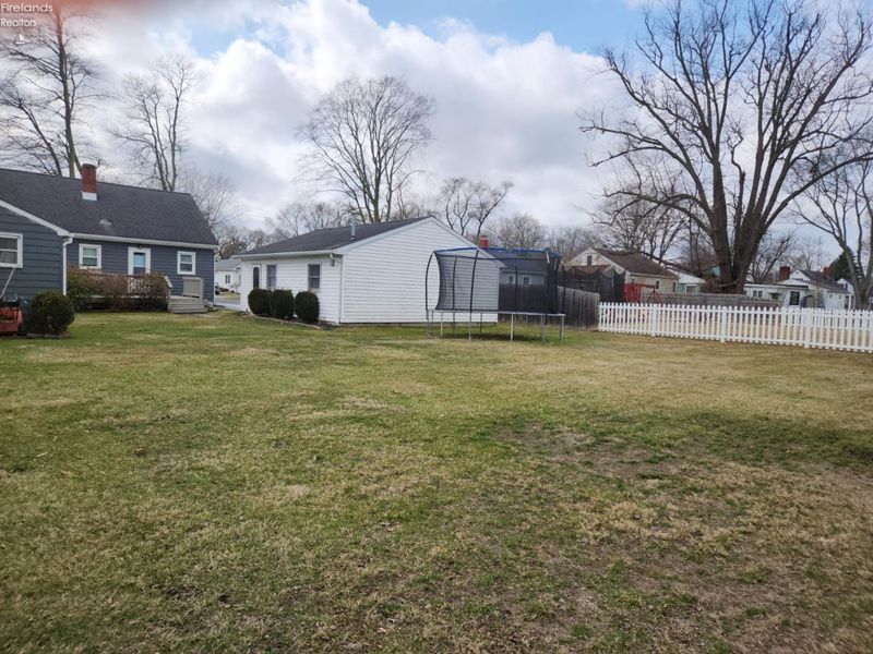 535 Wilbor Ave, Huron, OH 44839 Photo 93