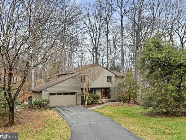 11698 FOX GLEN DRIVE, OAKTON, VA 22124