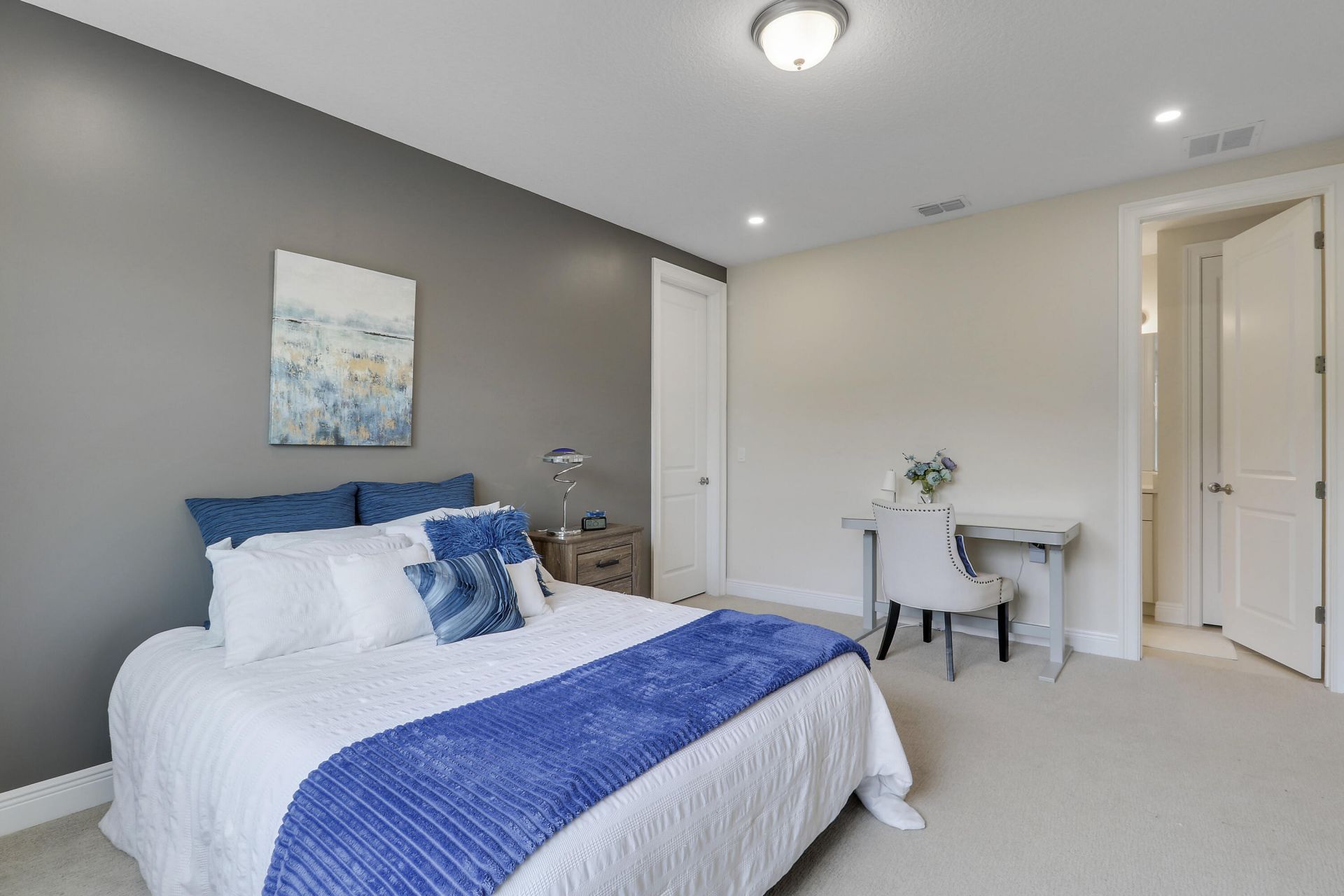 2475 NE Evinrude Circle, Jensen Beach, FL 34957 Photo