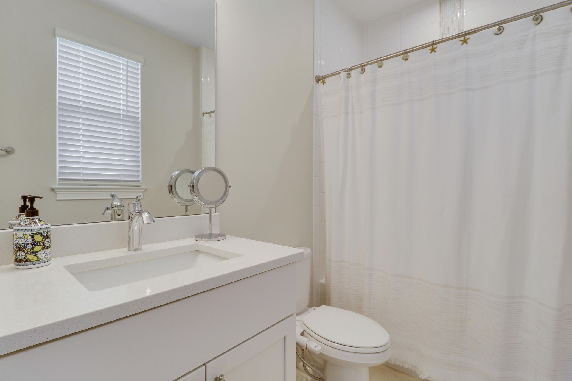 2475 NE Evinrude Circle, Jensen Beach, FL 34957 Photo