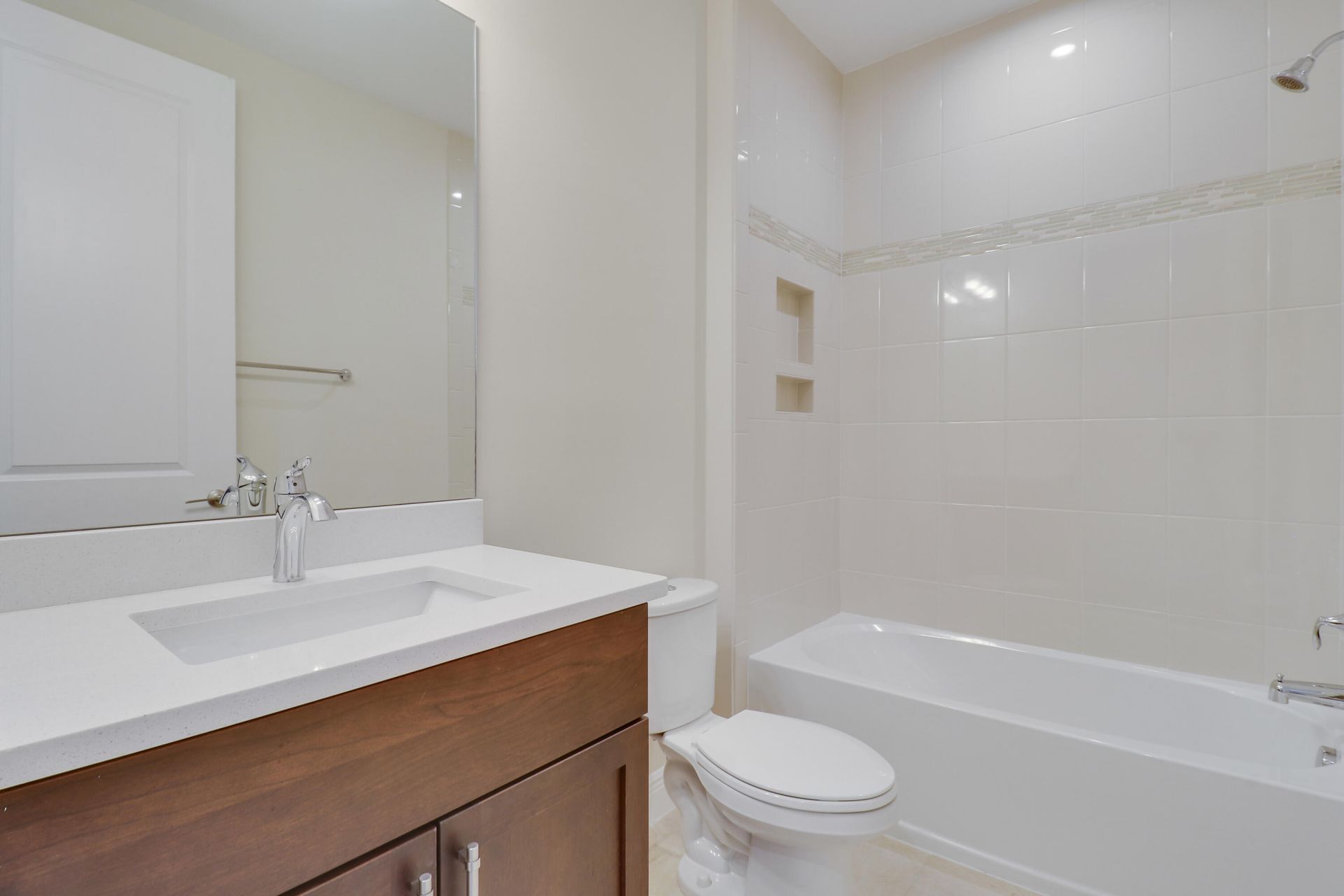 2475 NE Evinrude Circle, Jensen Beach, FL 34957 Photo