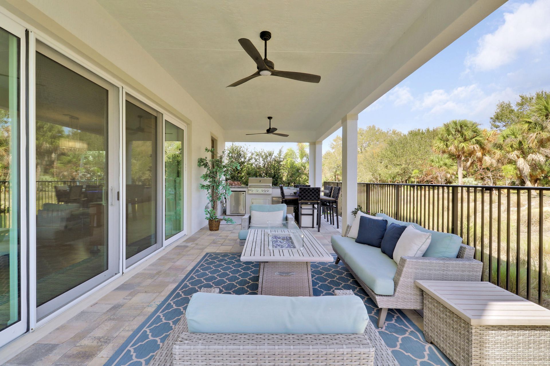 2475 NE Evinrude Circle, Jensen Beach, FL 34957 Photo