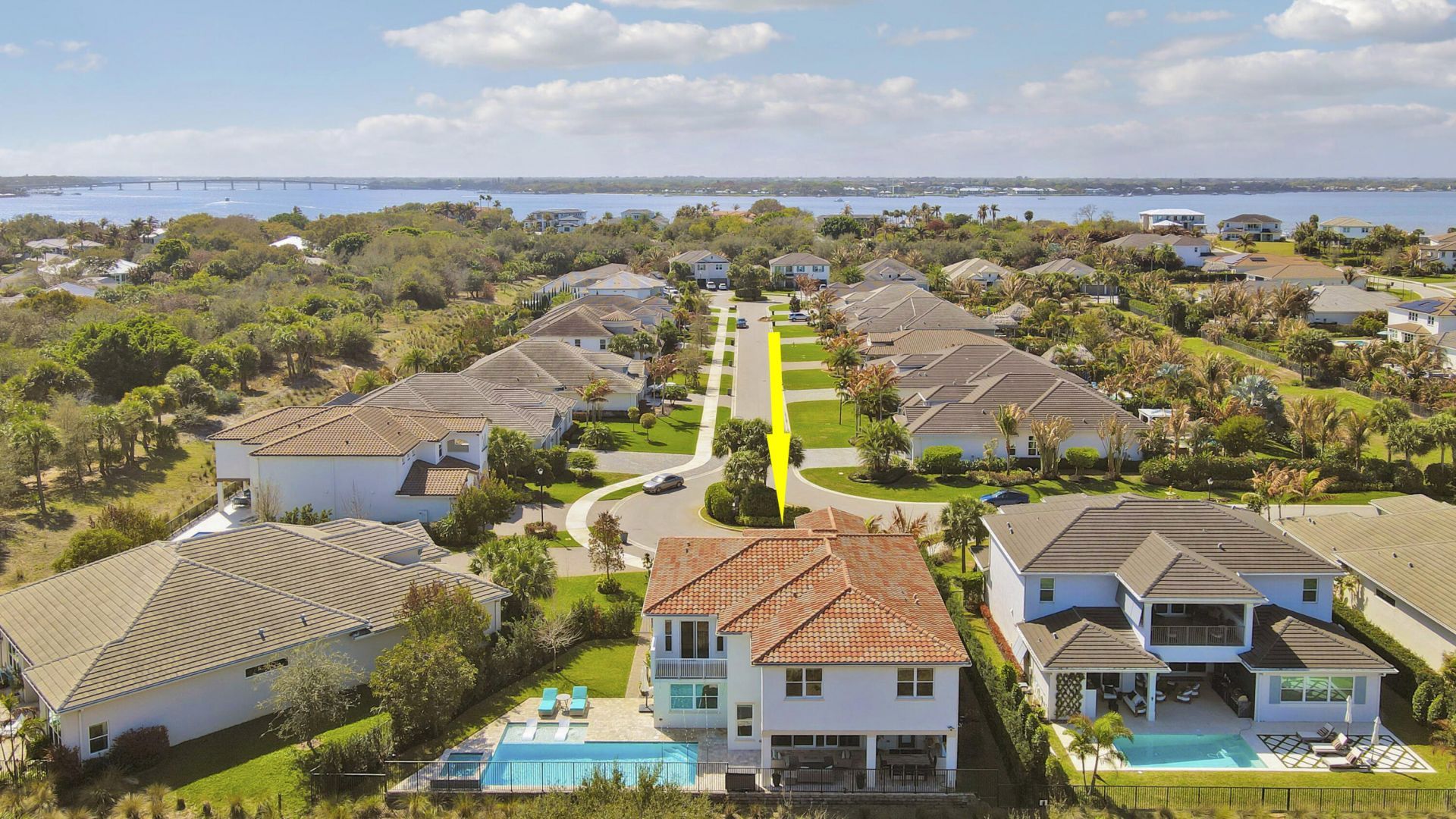 2475 NE Evinrude Circle, Jensen Beach, FL 34957 Photo