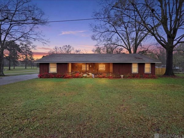 201 S Third St, Greensburg, LA 70441