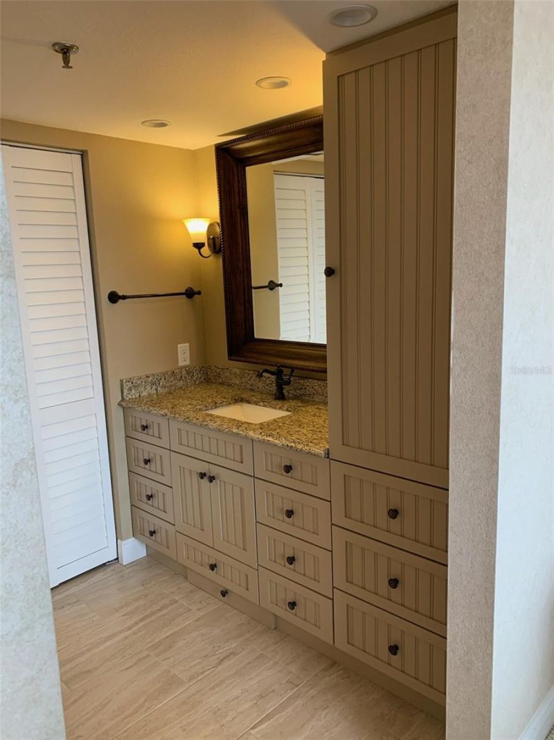 6322 Palma Del Mar Boulevard S, Unit 805, Saint Petersburg, FL 33715 Photo