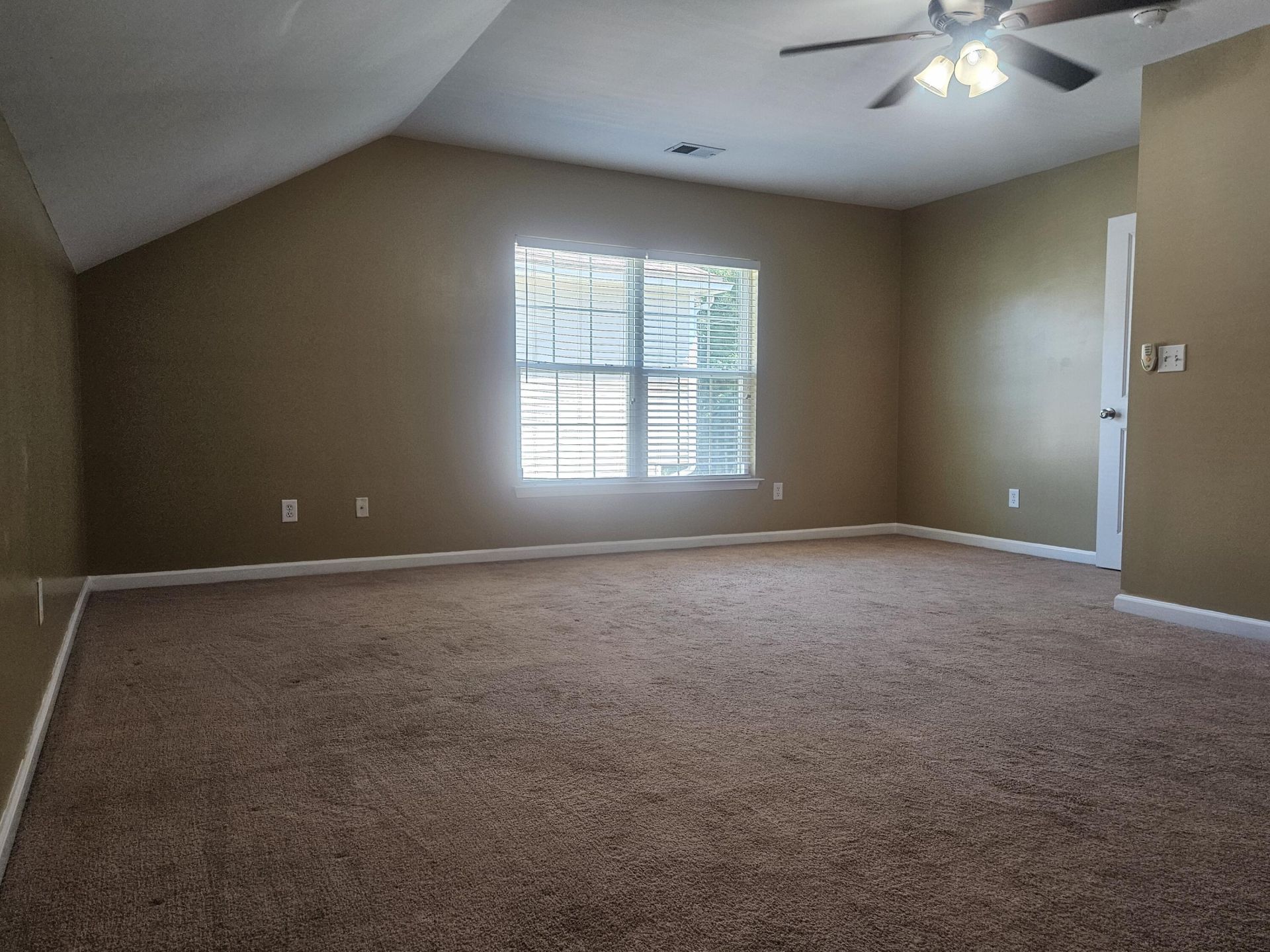 144 Veranda Drive Photo 37