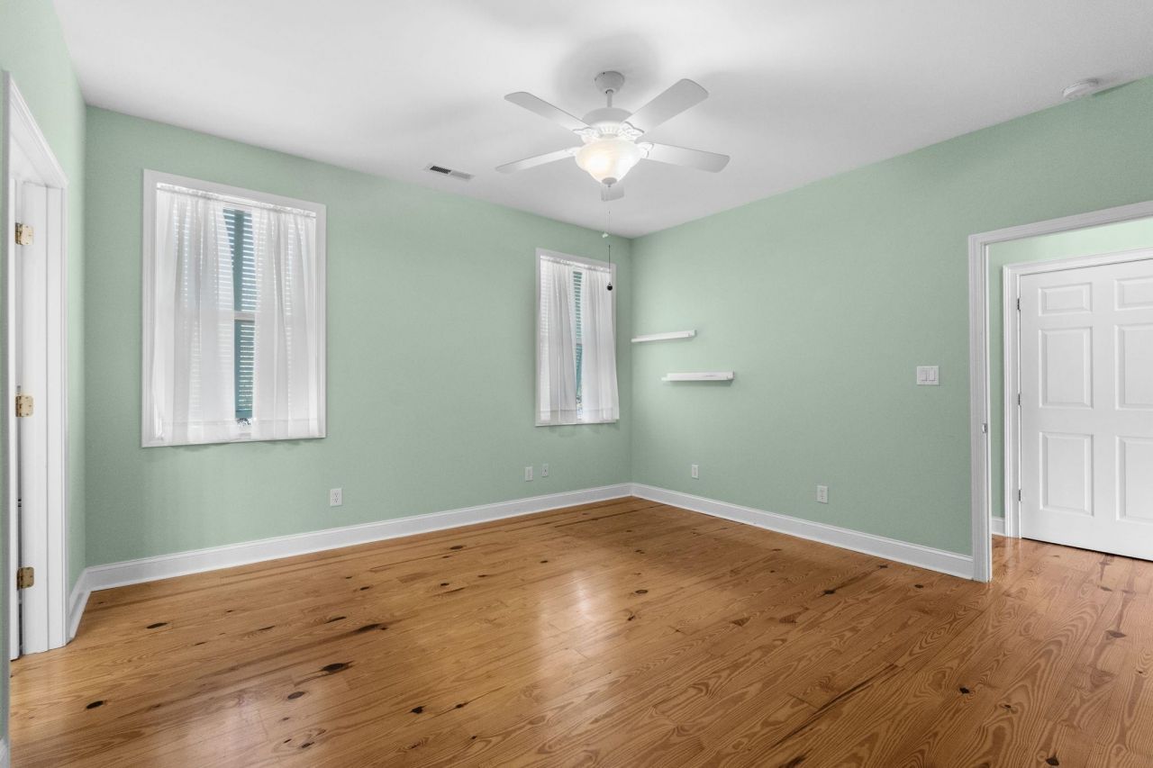 3926 Flagg St. Photo 17