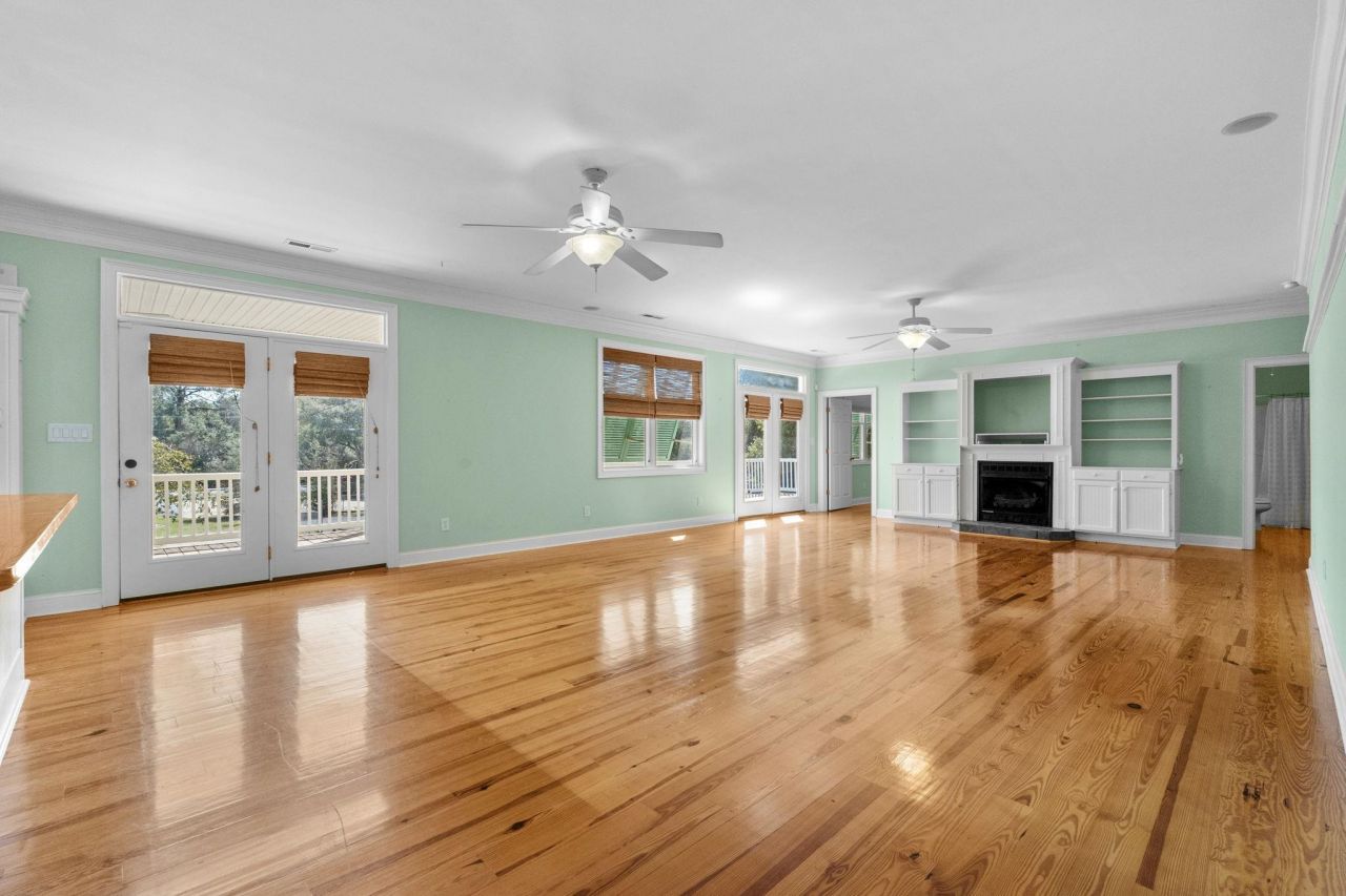 3926 Flagg St. Photo 7