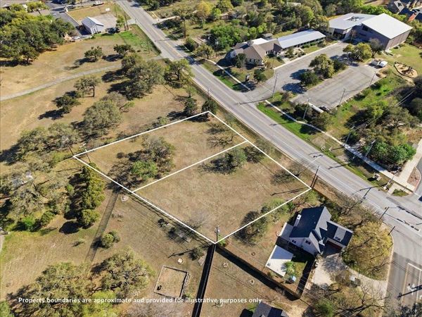 1524-1526 OLD RR 12 CIR, San Marcos, TX 78666