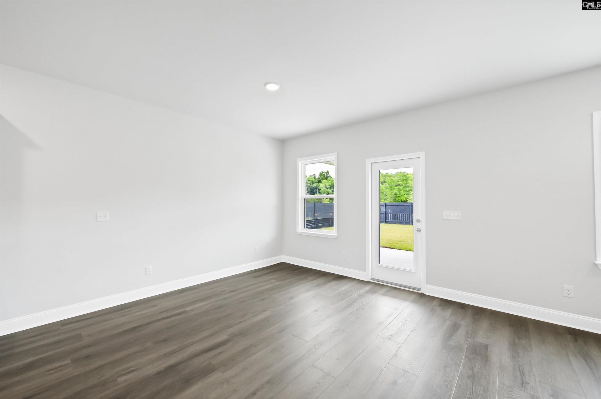 6 Borland Court Photo 16
