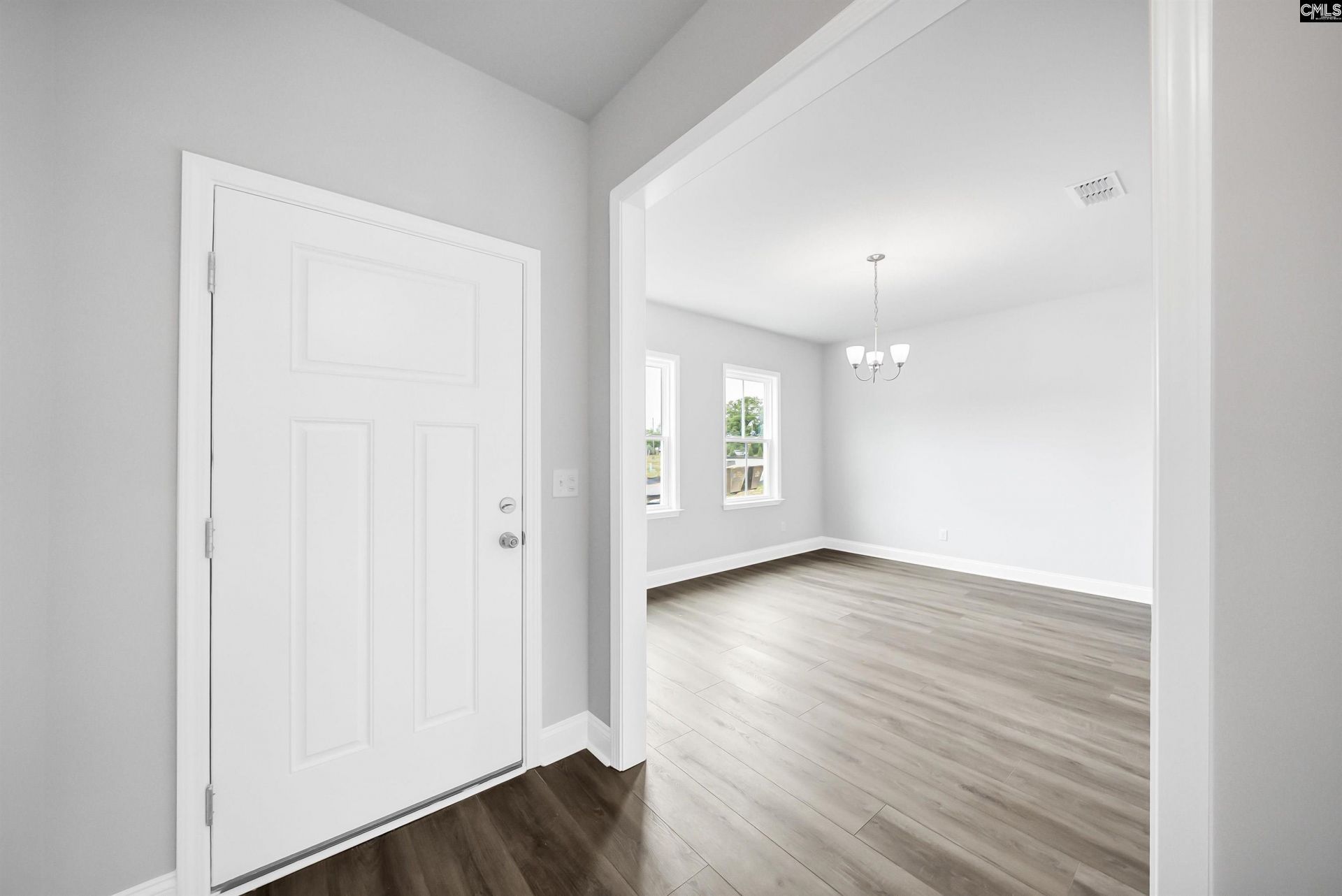 6 Borland Court Photo 5