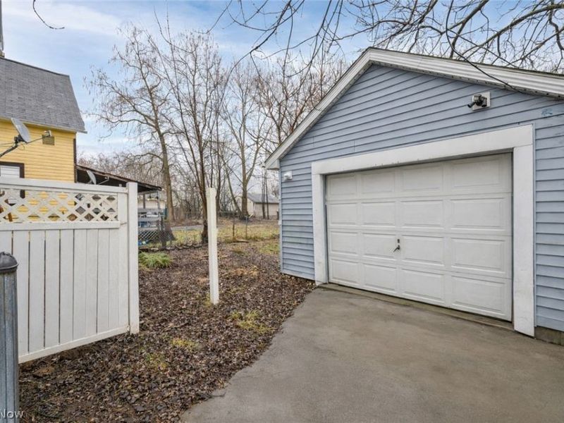 10606 Reno Avenue, Cleveland, OH 44105 Photo 26