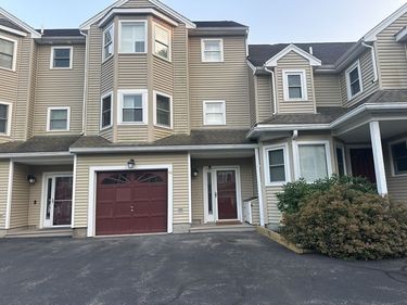 40 Tisdale Dr, Unit 40, Dover, MA 02030