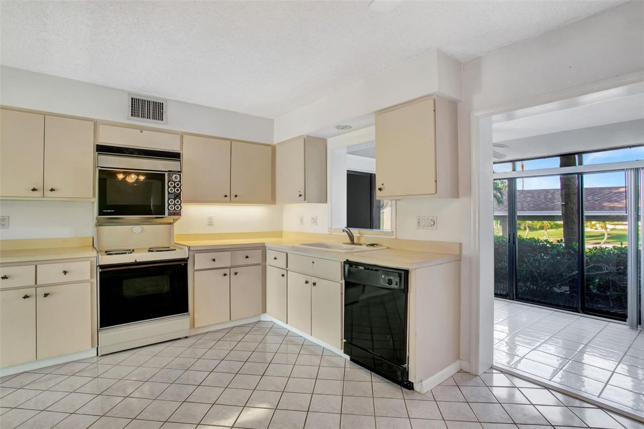 8734 54th Avenue W, Unit 8734, Bradenton, FL 34210 Photo